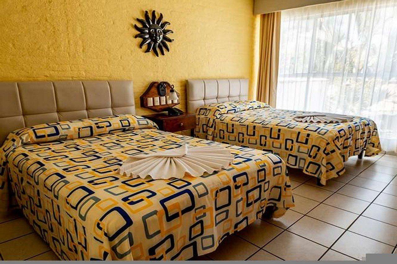 Hotel Estancia San Carlos Guayabitos Рінкон-де-Гуаябітос Екстер'єр фото