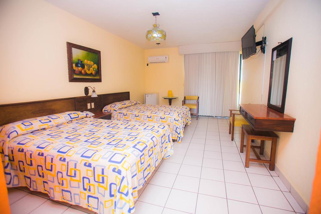 Hotel Estancia San Carlos Guayabitos Рінкон-де-Гуаябітос Екстер'єр фото