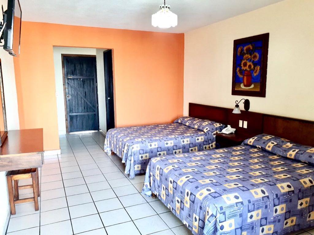 Hotel Estancia San Carlos Guayabitos Рінкон-де-Гуаябітос Екстер'єр фото