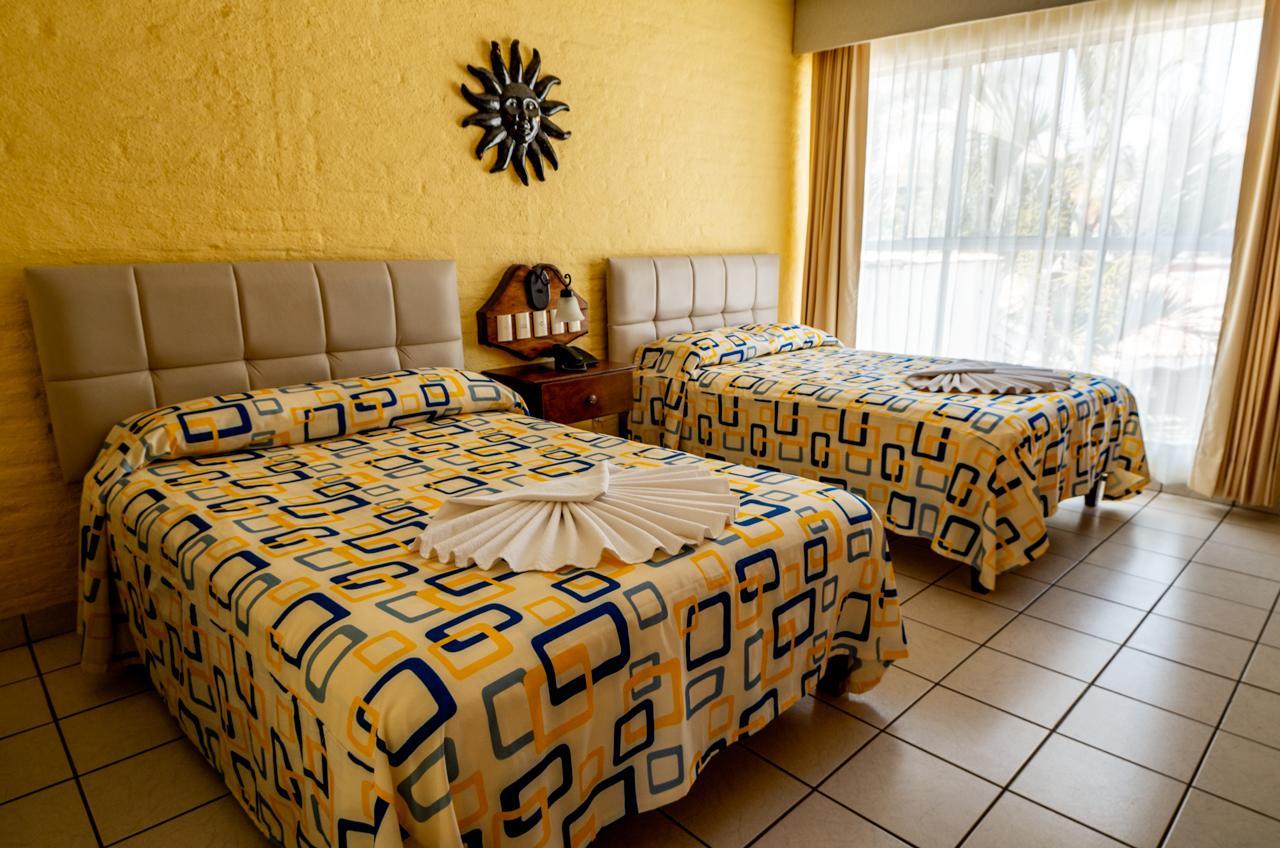 Hotel Estancia San Carlos Guayabitos Рінкон-де-Гуаябітос Екстер'єр фото